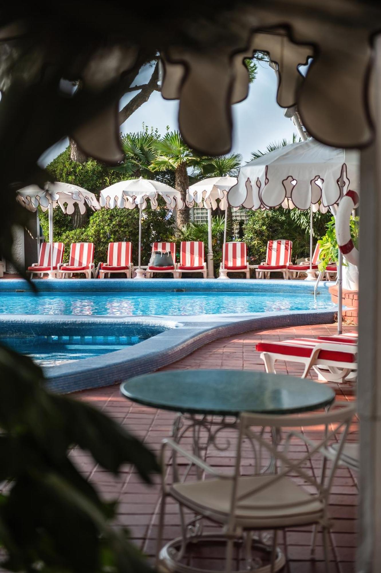 Park Hotel Agora Lido di Jesolo Buitenkant foto